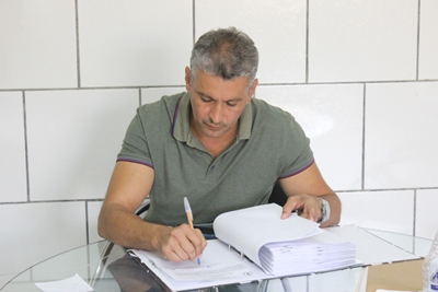 Prefeito Nilo Coelho se licencia por 15 dias; Arnaldo Azevedo assume o executivo guanambiense novamente