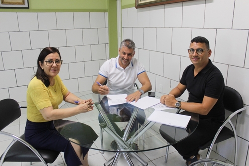 Prefeitura de Guanambi abre Concurso Público para preenchimento de 175 vagas na Educação; veja a íntegra do Edital